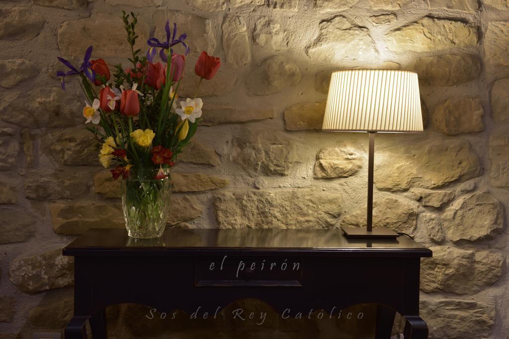 El Peiron Hotel Sos del Rey Católico Eksteriør billede